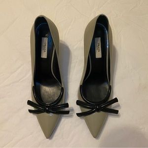 Prada Pumps with Bow